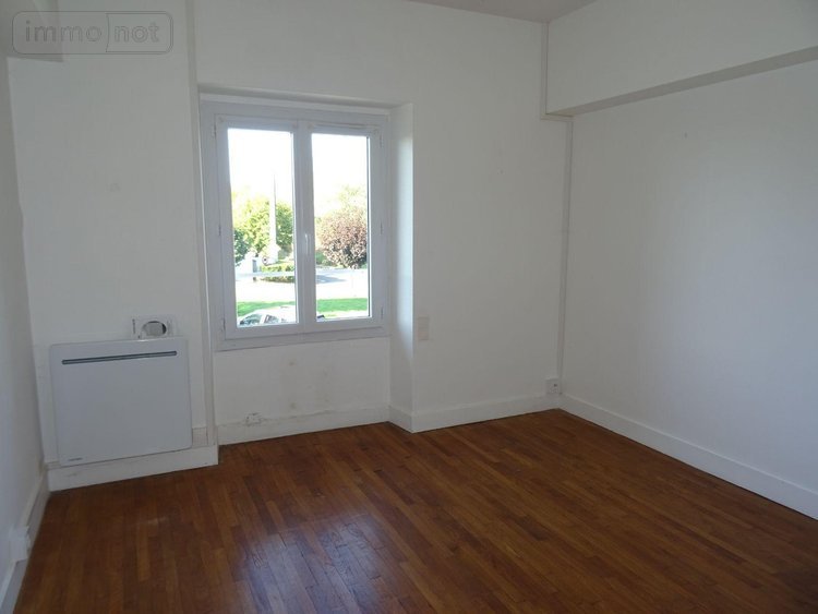Maison a vendre Queaux 86150 Vienne 98 m2 5 pièces 79800 euros