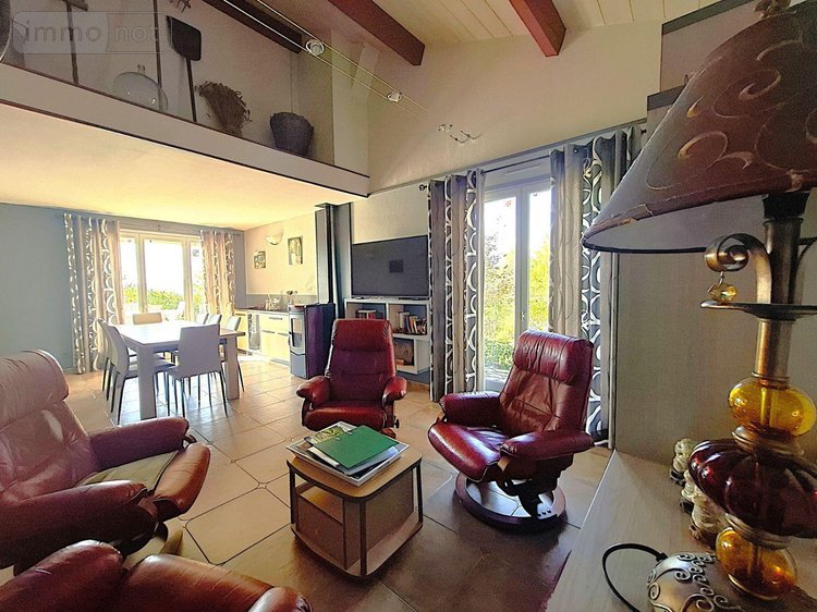 Maison a vendre Sugères 63490 Puy-de-Dôme 154 m2 12 pièces 294000 euros