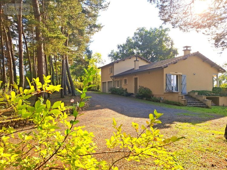 Maison a vendre Sugères 63490 Puy-de-Dôme 154 m2 12 pièces 294000 euros