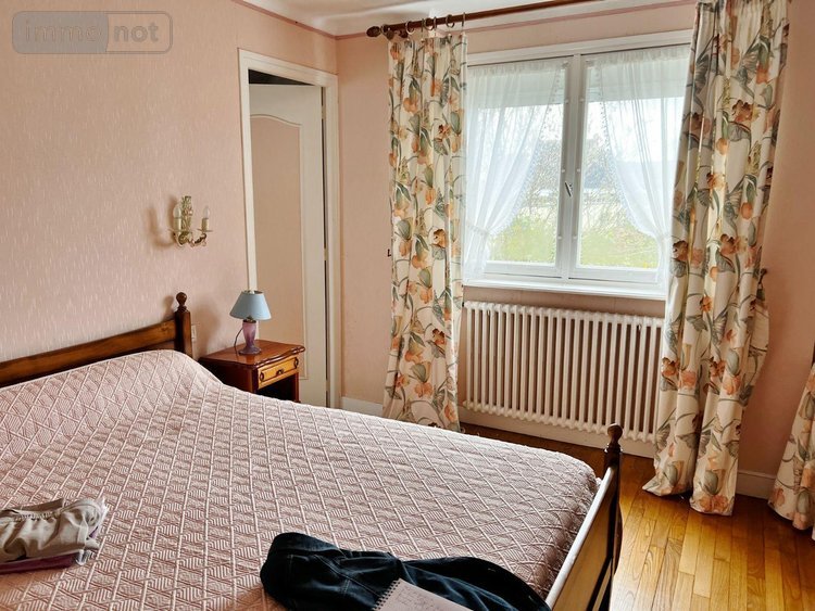 Maison a vendre Scaër 29390 Finistère 174 m2 9 pièces 185500 euros