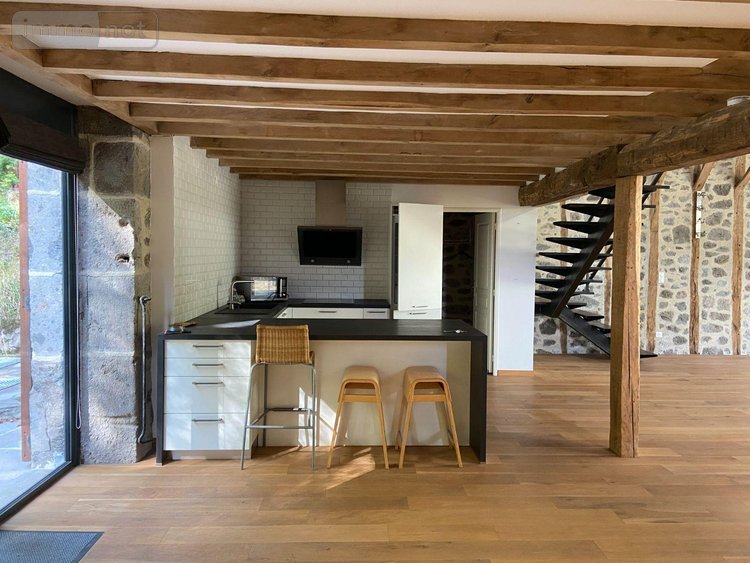 Maison a vendre Lascelle 15590 Cantal 123 m2 3 pièces 212000 euros