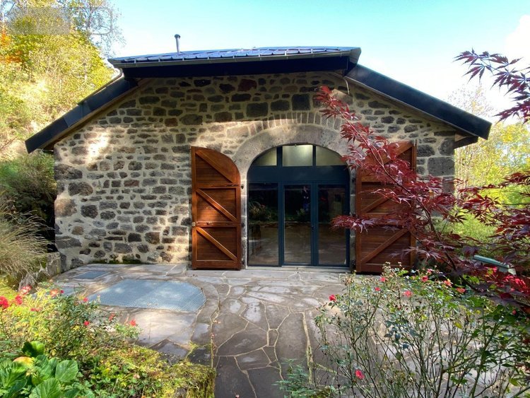 Maison a vendre Lascelle 15590 Cantal 123 m2 3 pièces 212000 euros