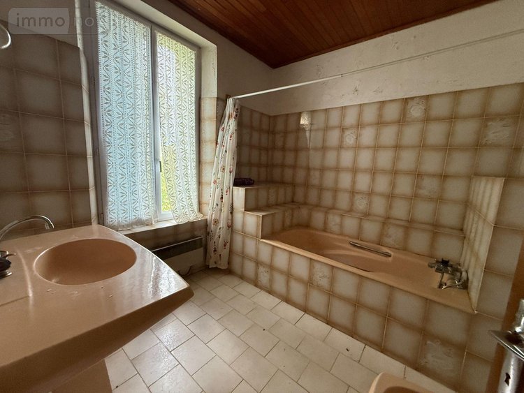 Maison a vendre Guerlesquin 29650 Finistère 90 m2 5 pièces 167000 euros