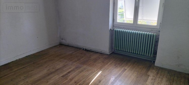 Maison a vendre Chenay 79120 Deux-Sèvres 144 m2 7 pièces 69850 euros