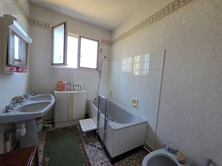 Maison a vendre Couzeix 87270 Haute-Vienne 193 m2 6 pièces 143150 euros