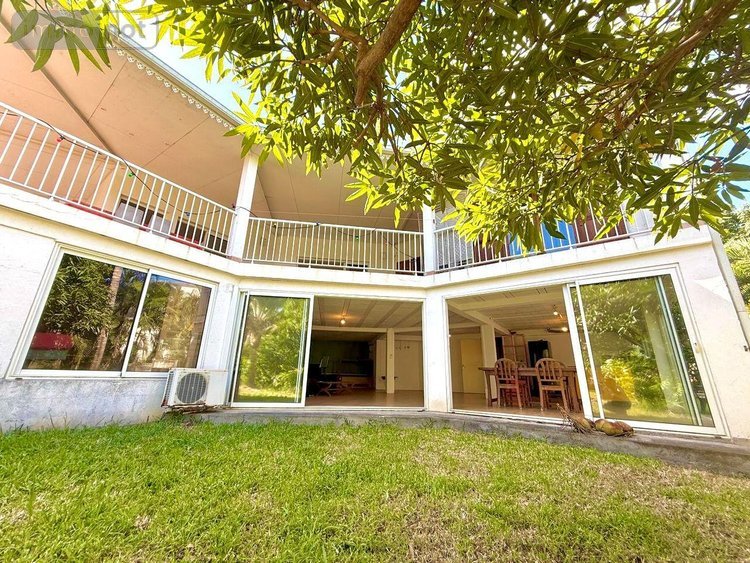 Maison a vendre Saint-Louis 97450 Réunion 183 m2 8 pièces 478000 euros