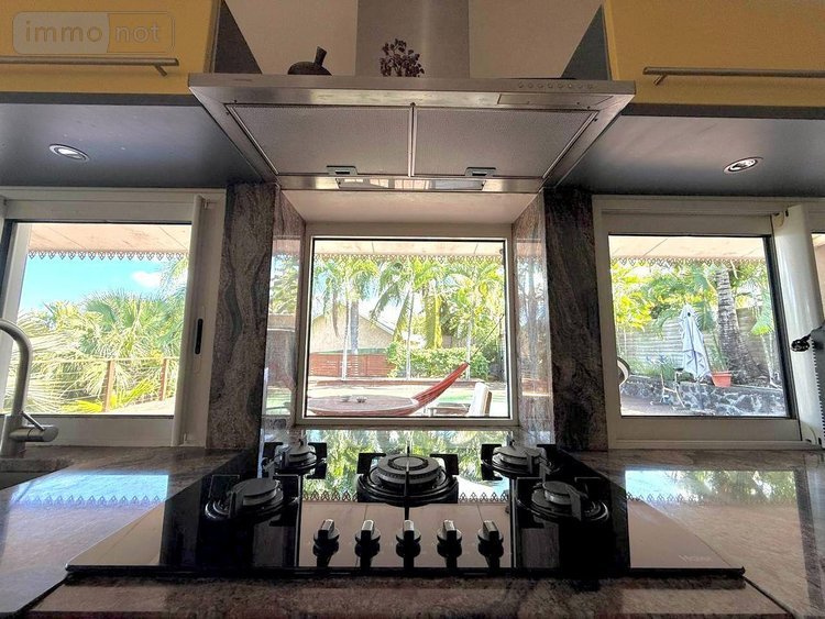 Maison a vendre Saint-Louis 97450 Réunion 183 m2 8 pièces 478000 euros