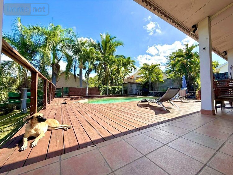 Maison a vendre Saint-Louis 97450 Réunion 183 m2 8 pièces 478000 euros