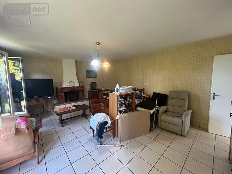 Maison a vendre Anglards-de-Salers 15380 Cantal 138 m2 9 pièces 116600 euros