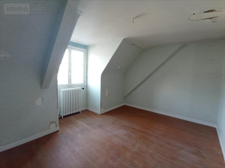 Immeuble a vendre Condé-en-Normandie 14110 Calvados 160 m2  124630 euros