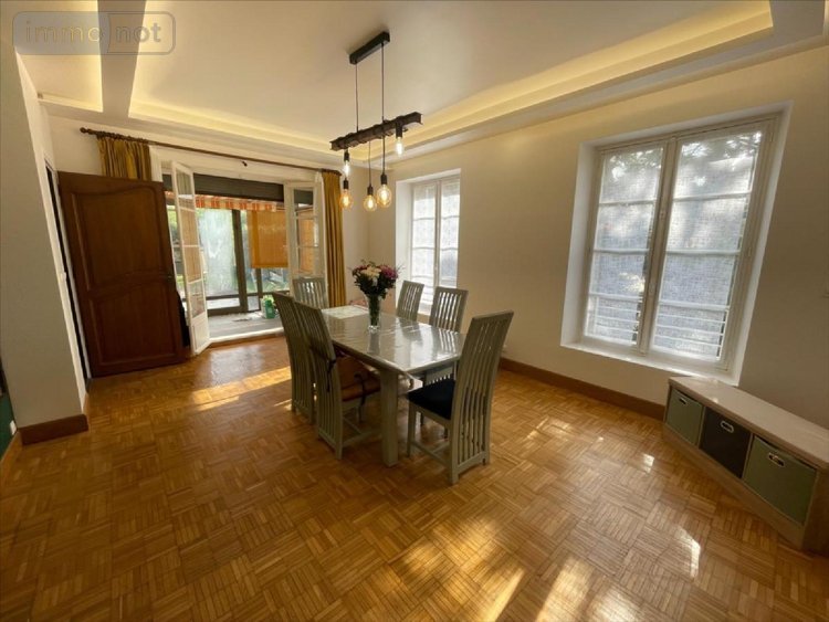 Maison a vendre Condé-en-Normandie 14110 Calvados 212 m2 8 pièces 242240 euros