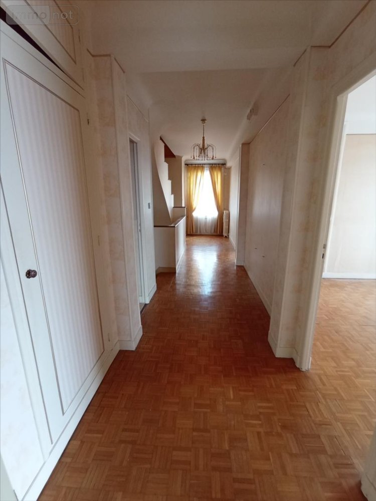 Maison a vendre Condé-en-Normandie 14110 Calvados 186 m2 7 pièces 129805 euros