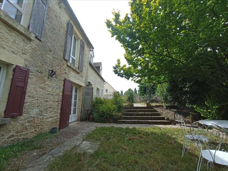 Maison a vendre Fresney-le-Puceux 14680 Calvados 134 m2 6 pièces 271600 euros