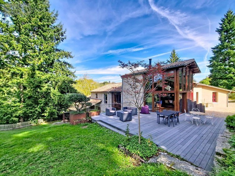 Maison a vendre Lezay 79120 Deux-Sèvres 327 m2 6 pièces 470000 euros