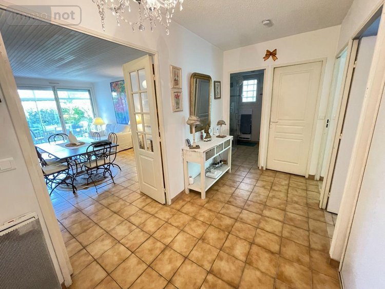 Appartement a vendre Manosque 04100 Alpes-de-Haute-Provence 70 m2 3 pièces 247000 euros