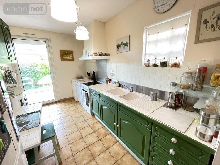 Appartement a vendre Manosque 04100 Alpes-de-Haute-Provence 70 m2 3 pièces 247000 euros