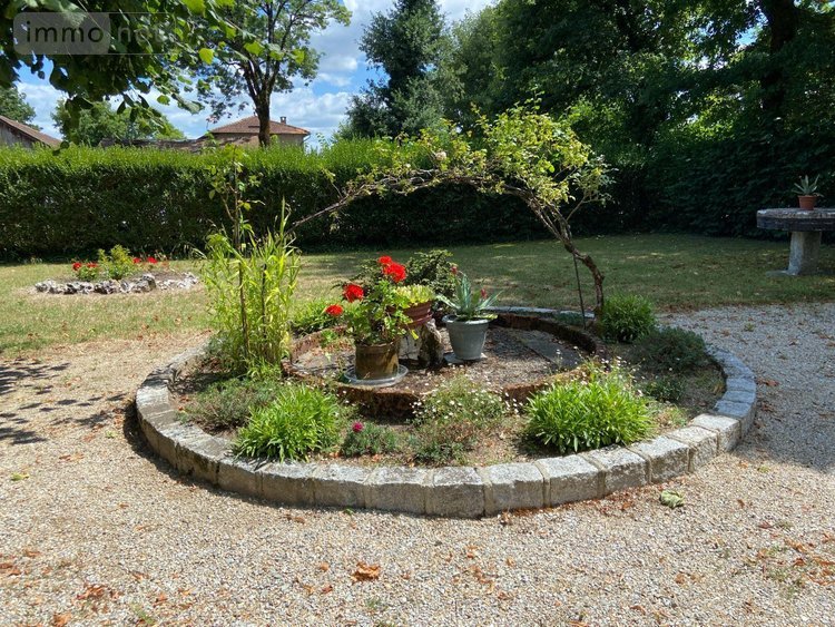 Maison a vendre Saint-Paul-des-Landes 15250 Cantal 168 m2 7 pièces 233200 euros