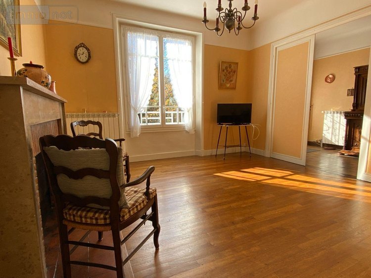 Maison a vendre Saint-Paul-des-Landes 15250 Cantal 168 m2 7 pièces 233200 euros