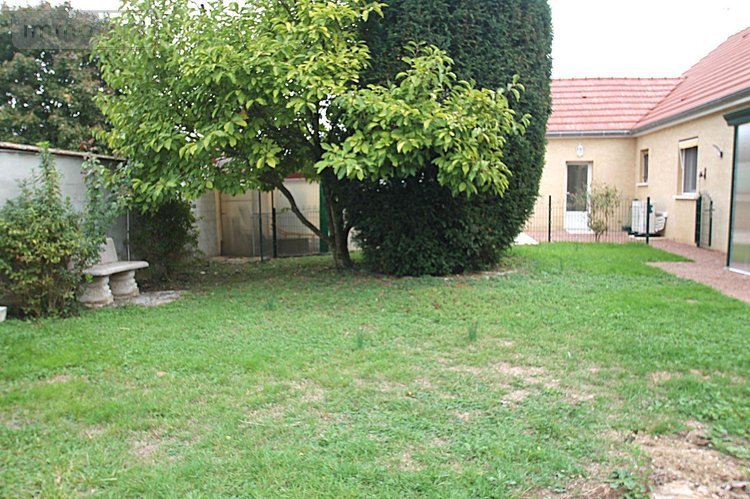 Location maison Châtenoy-le-Royal 71880 Saône-et-Loire 126 m2 5 pièces 1257 euros