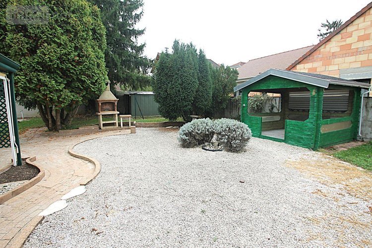 Location maison Châtenoy-le-Royal 71880 Saône-et-Loire 126 m2 5 pièces 1257 euros