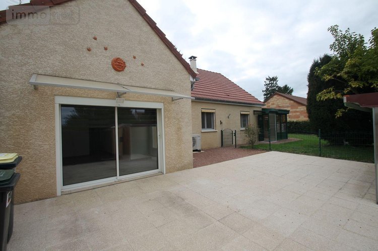 Location maison Châtenoy-le-Royal 71880 Saône-et-Loire 126 m2 5 pièces 1257 euros