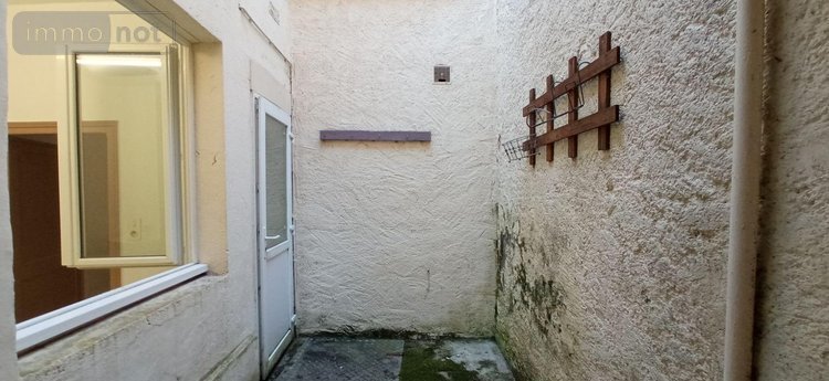 Immeuble a vendre Langres 52200 Haute-Marne 143 m2  149600 euros