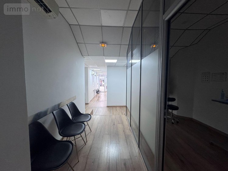 Fonds et murs commerciaux a vendre Limoges 87000 Haute-Vienne 140 m2  399000 euros