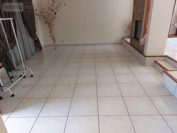 Location maison Saint-Erblon 35230 Ille-et-Vilaine 123 m2 5 pièces 1100 euros