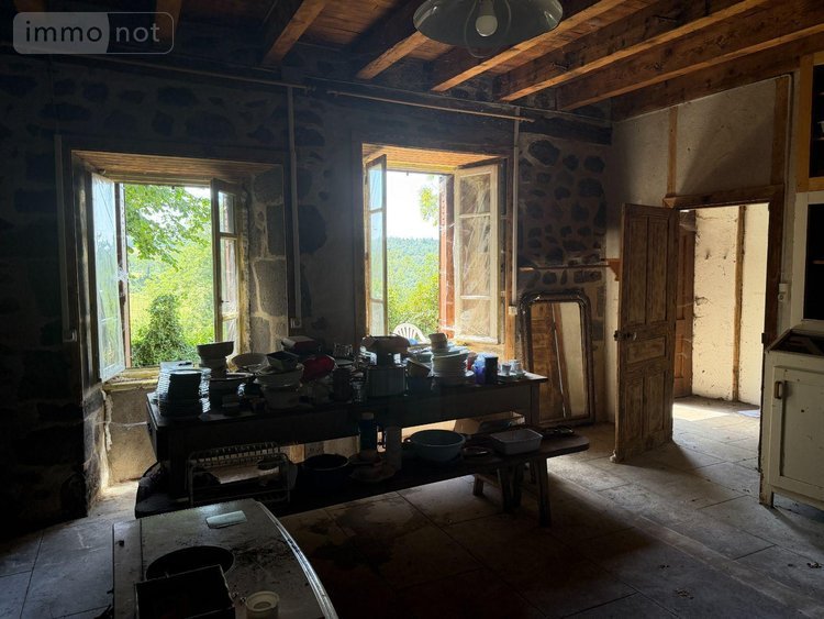 Maison a vendre Saint-Chamant 15140 Cantal 160 m2  73140 euros