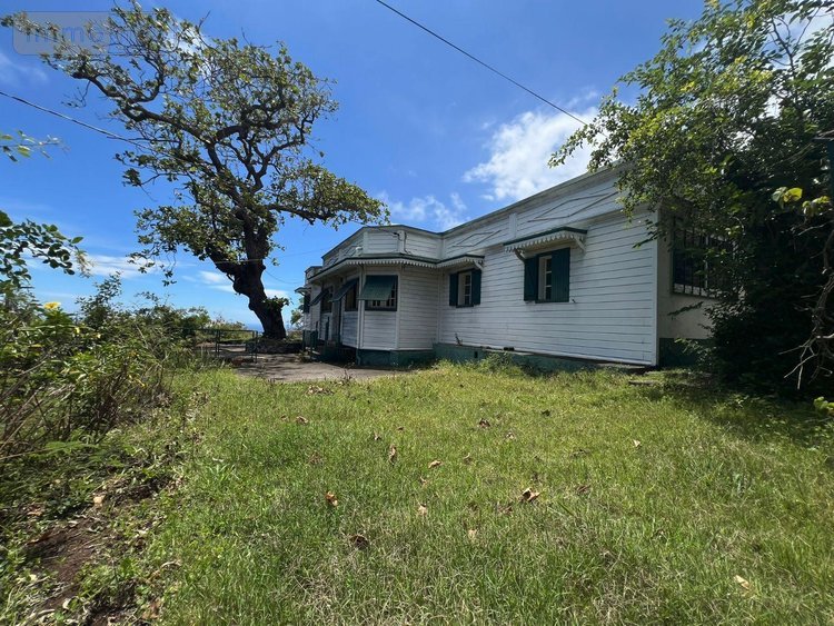 Maison a vendre La-Montagne 97417 Réunion 200 m2 7 pièces 450000 euros