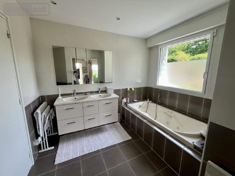 Maison a vendre Laillé 35890 Ille-et-Vilaine 202 m2 8 pièces 553280 euros