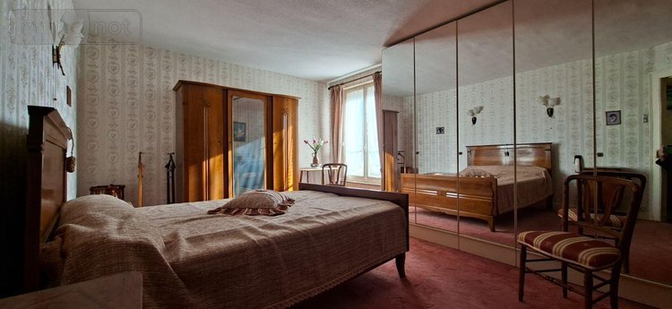 Maison a vendre Crécy-sur-Serre 02270 Aisne 216 m2 8 pièces 171900 euros