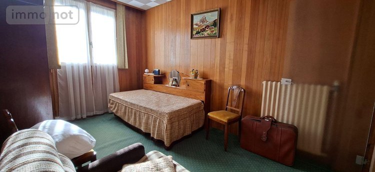 Maison a vendre Crécy-sur-Serre 02270 Aisne 216 m2 8 pièces 161900 euros