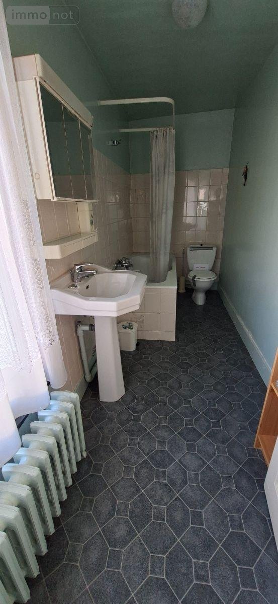 Maison a vendre Crécy-sur-Serre 02270 Aisne 216 m2 8 pièces 171900 euros