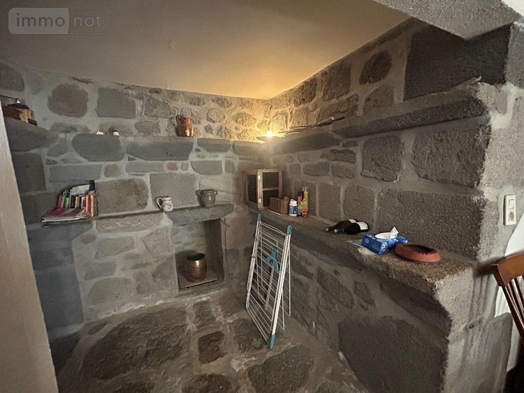Maison a vendre Drugeac 15140 Cantal  243800 euros