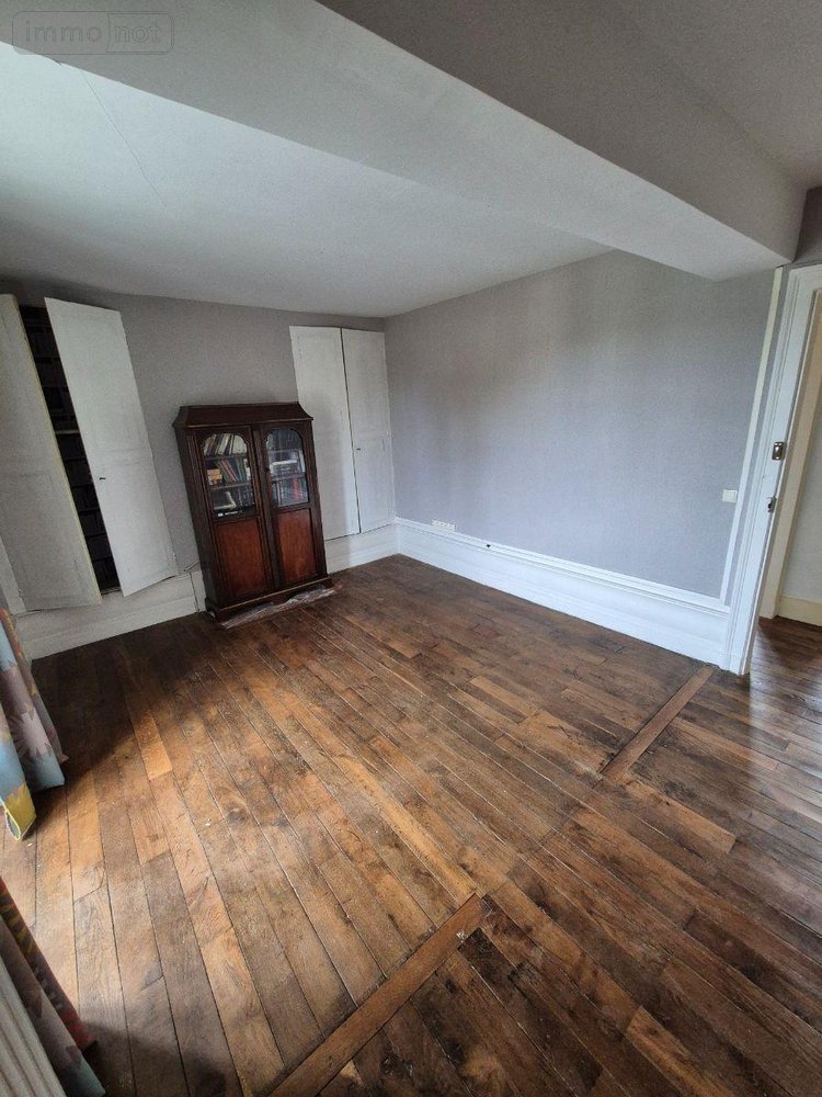 Maison a vendre Cluis 36340 Indre 247 m2 12 pièces 208000 euros