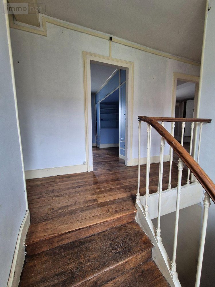 Maison a vendre Cluis 36340 Indre 247 m2 12 pièces 239000 euros