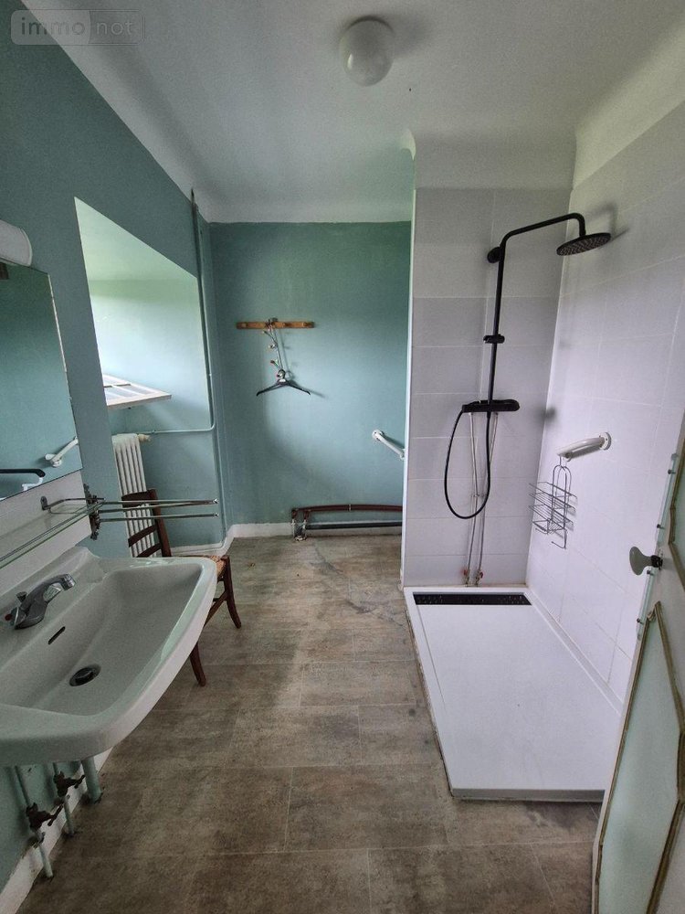 Maison a vendre Cluis 36340 Indre 247 m2 12 pièces 208000 euros