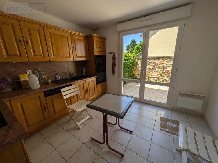 Location maison Changé 72560 Sarthe 91 m2 5 pièces 967 euros