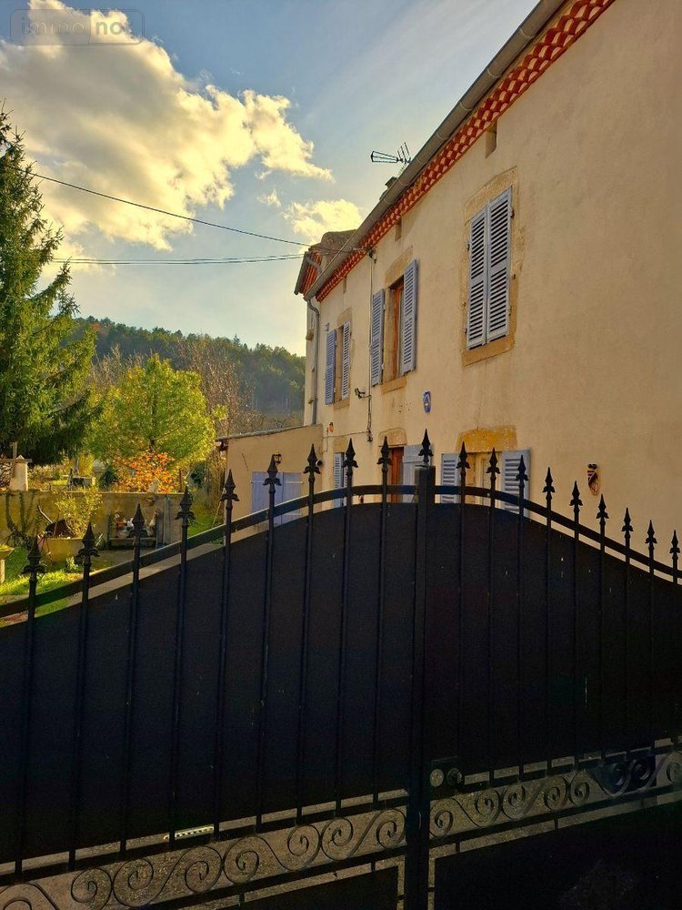 Maison a vendre Meilhaud 63320 Puy-de-Dôme 134 m2 8 pièces 154500 euros