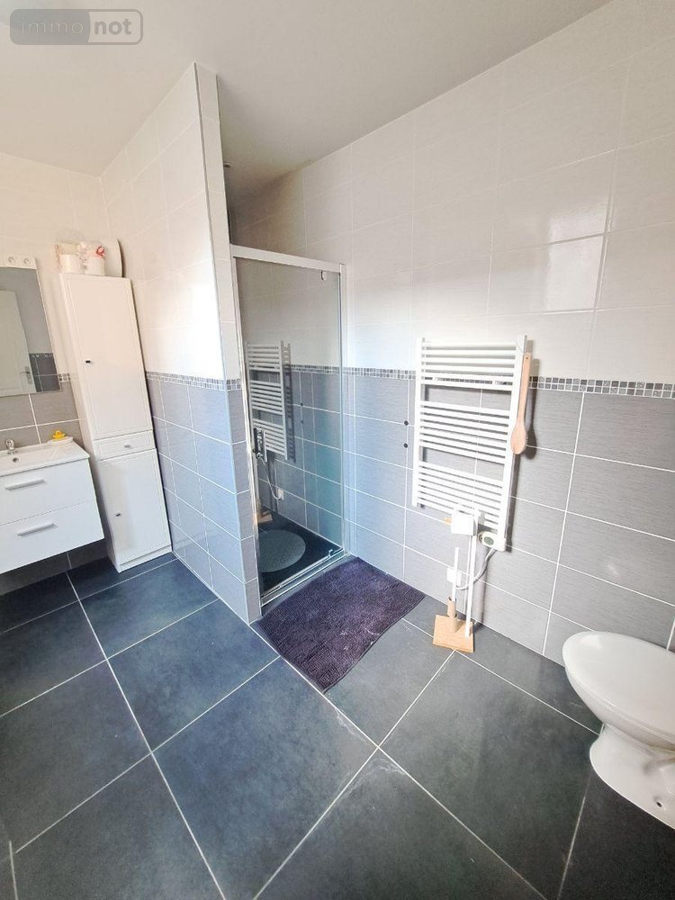 Immeuble a vendre Beaumont-sur-Sarthe 72170 Sarthe 140 m2  158700 euros