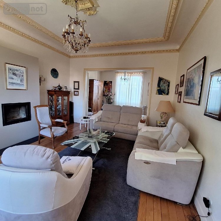 Maison a vendre Fougères 35300 Ille-et-Vilaine 256 m2 8 pièces 588470 euros