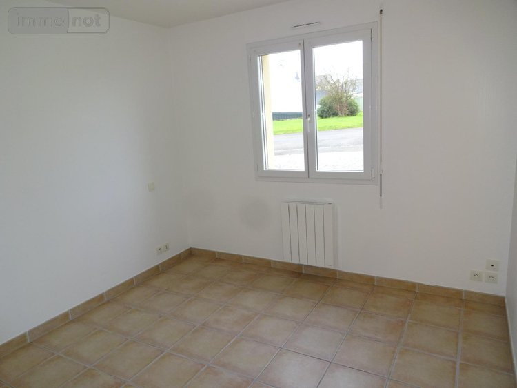 Location maison Saint-Hilaire-des-Landes 35140 Ille-et-Vilaine 101 m2 5 pièces 780 euros