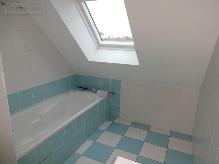 Location maison Saint-Hilaire-des-Landes 35140 Ille-et-Vilaine 101 m2 5 pièces 780 euros