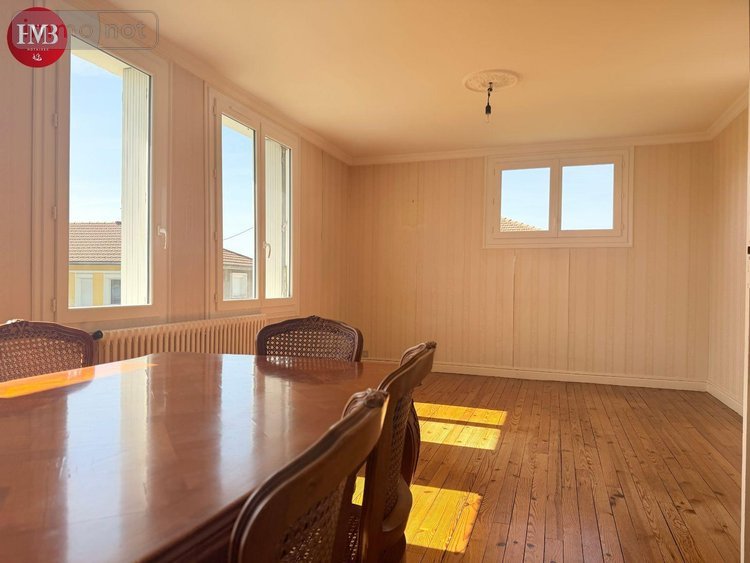 Maison a vendre Aurillac 15000 Cantal 105 m2 8 pièces 166400 euros