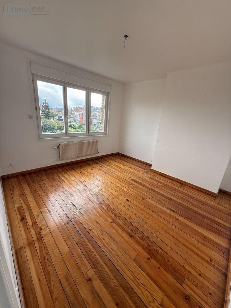 Location maison Coudekerque-Branche 59210 Nord 91 m2  950 euros