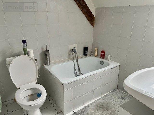 Immeuble a vendre Marolles-les-Braults 72260 Sarthe 438 m2  244500 euros