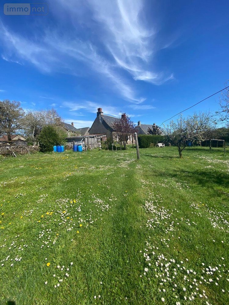 Maison a vendre Chaussenac 15700 Cantal 70 m2  68900 euros