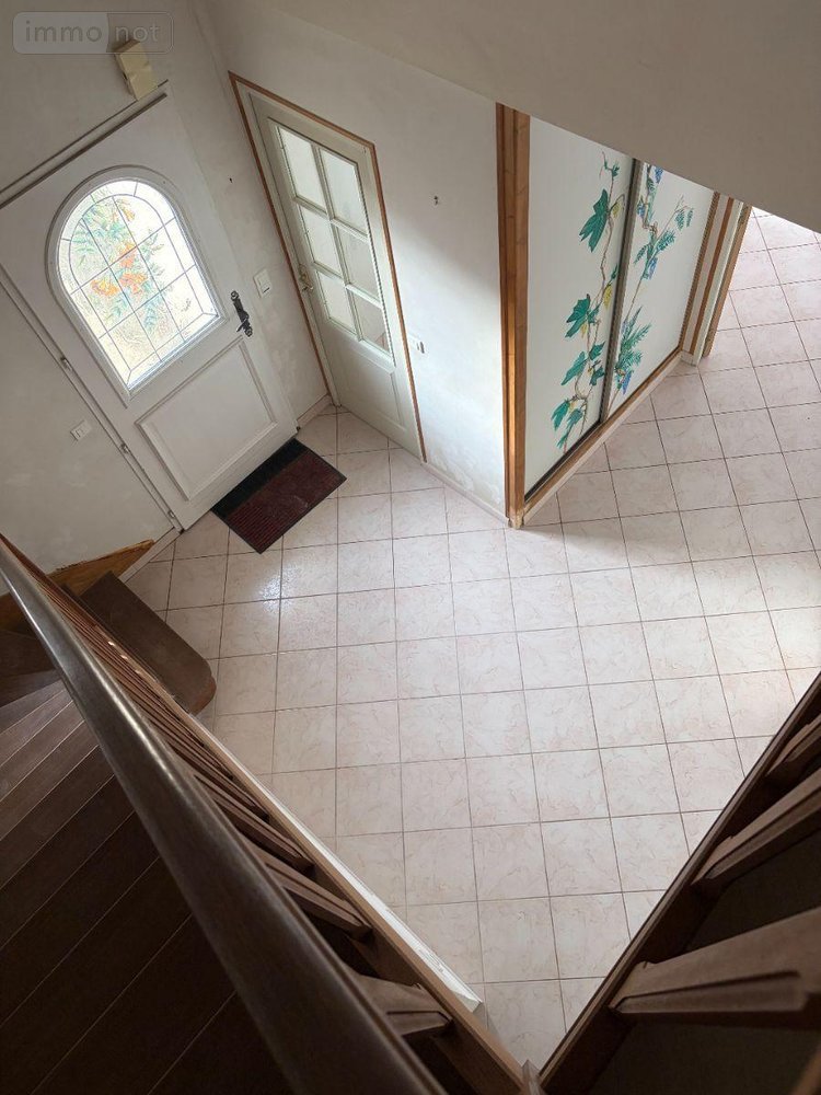 Maison a vendre Loir en Vallée 72340 Sarthe 144 m2  241500 euros