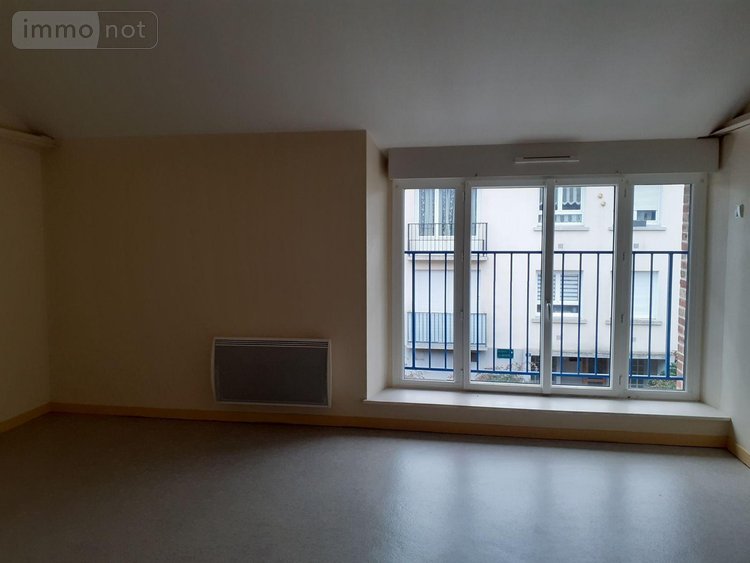 Location maison Fougères 35300 Ille-et-Vilaine 115 m2 5 pièces 630 euros